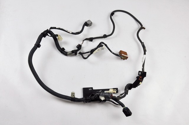 TOYOTA Жгут боковой левый