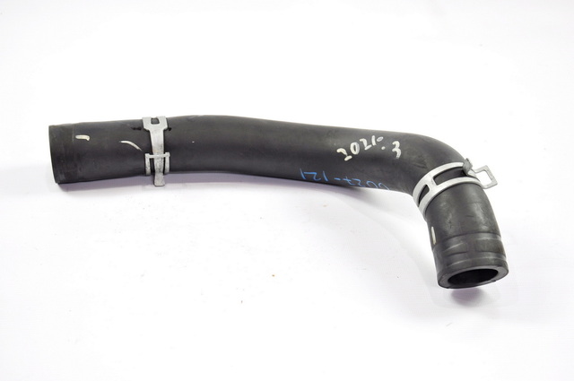 TOYOTA Нижний (выходной) патрубок радиатора