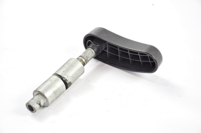 TOYOTA Рычаг регулировочный рулевой колонки