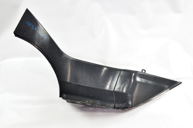 TOYOTA Подножка