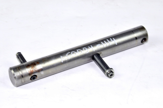 UNICARRIERS Ось педали тормоза