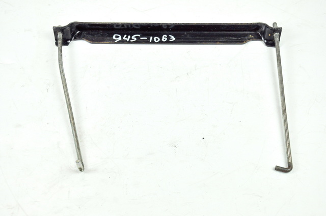 TOYOTA Панель крепления АКБ