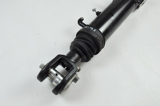 TOYOTA Пыльник цилиндра наклона