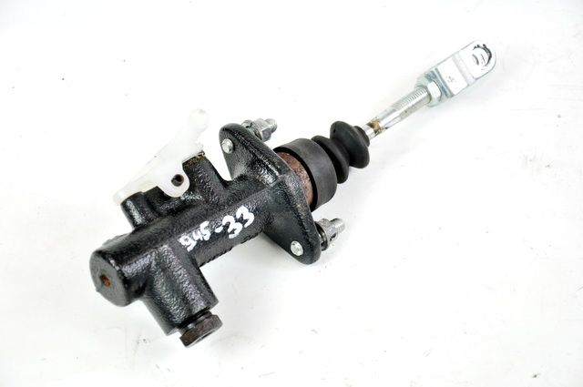 TOYOTA Главный тормозной цилиндр в сборе