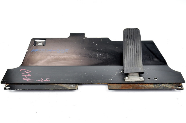 UNICARRIERS Панель пола 1