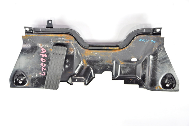 TOYOTA Панель пола 1