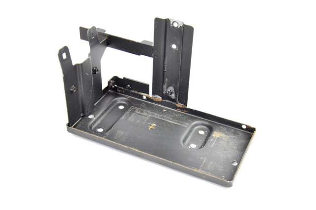 KOMATSU Панель крепления АКБ